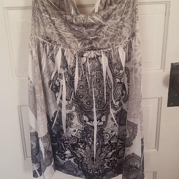 ELIZABETH'S SECRET Halter Dress - Picture 6 of 10